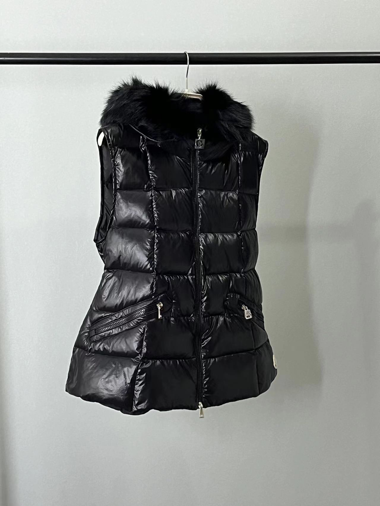 Moncler Women Winter Vest Size 1-4