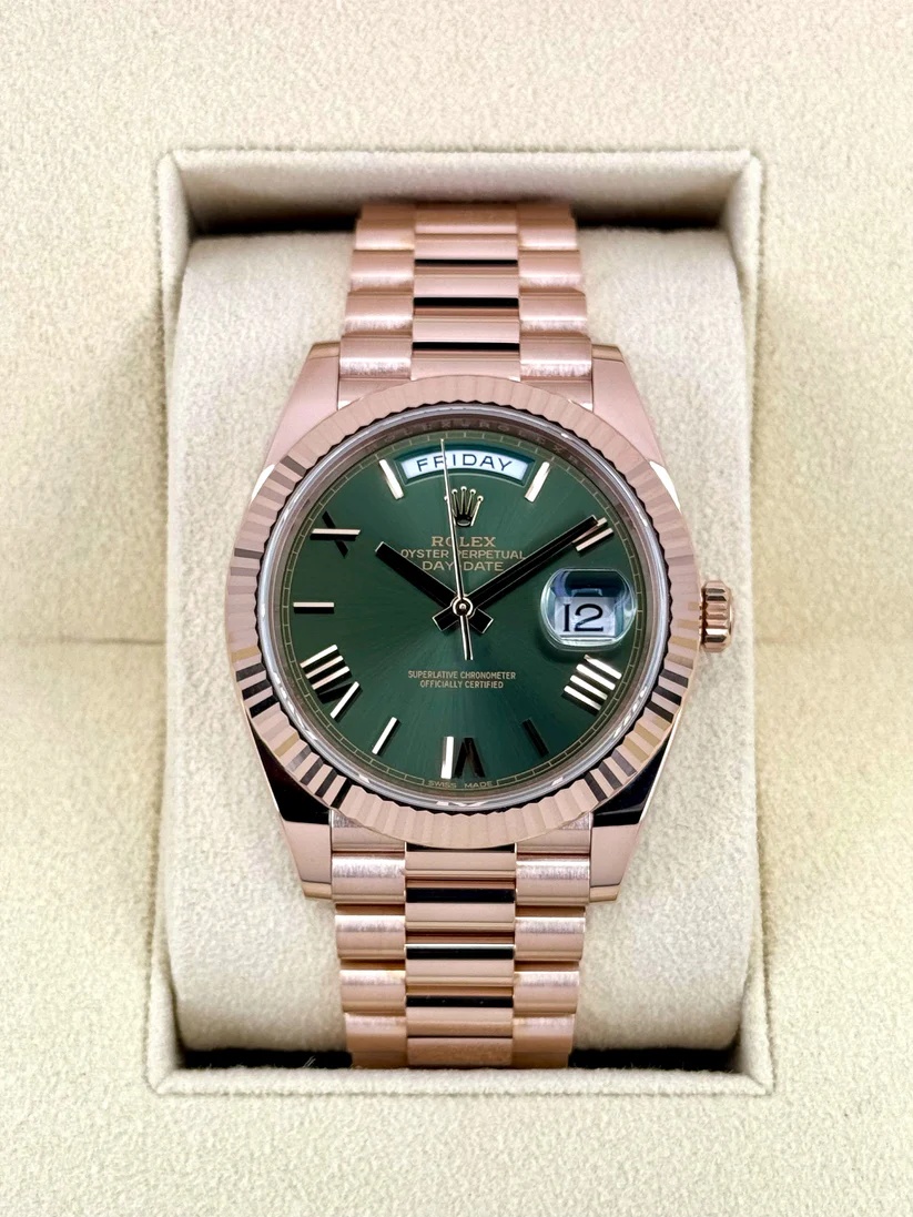 【Super Clone】RLX  Day-Date "President" 40mm Everose Gold Olive Green Roman Dial - 228235