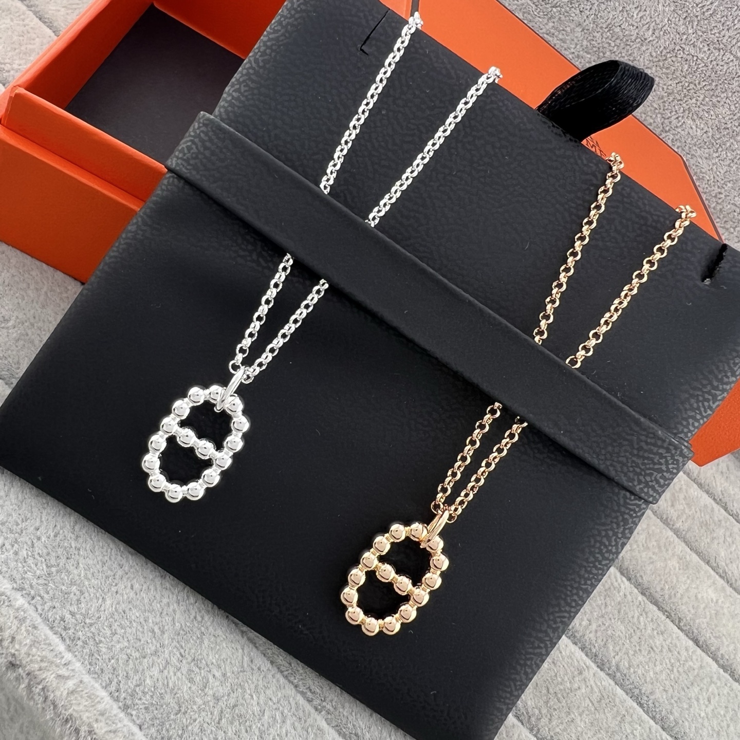 beaded clasp necklace - Artisantouchss