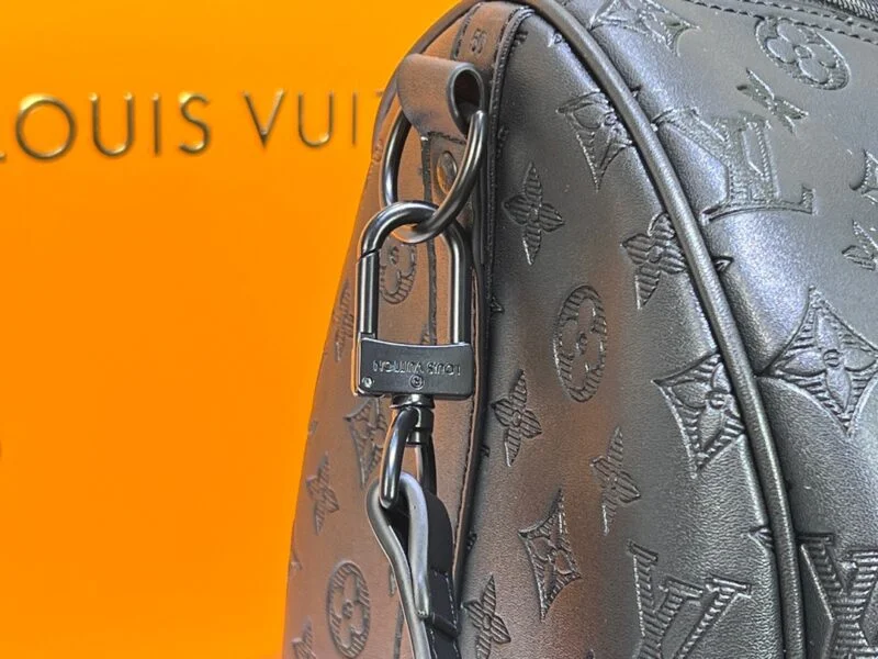Louis Vuitton Keepall Bandouliere 50 M44810