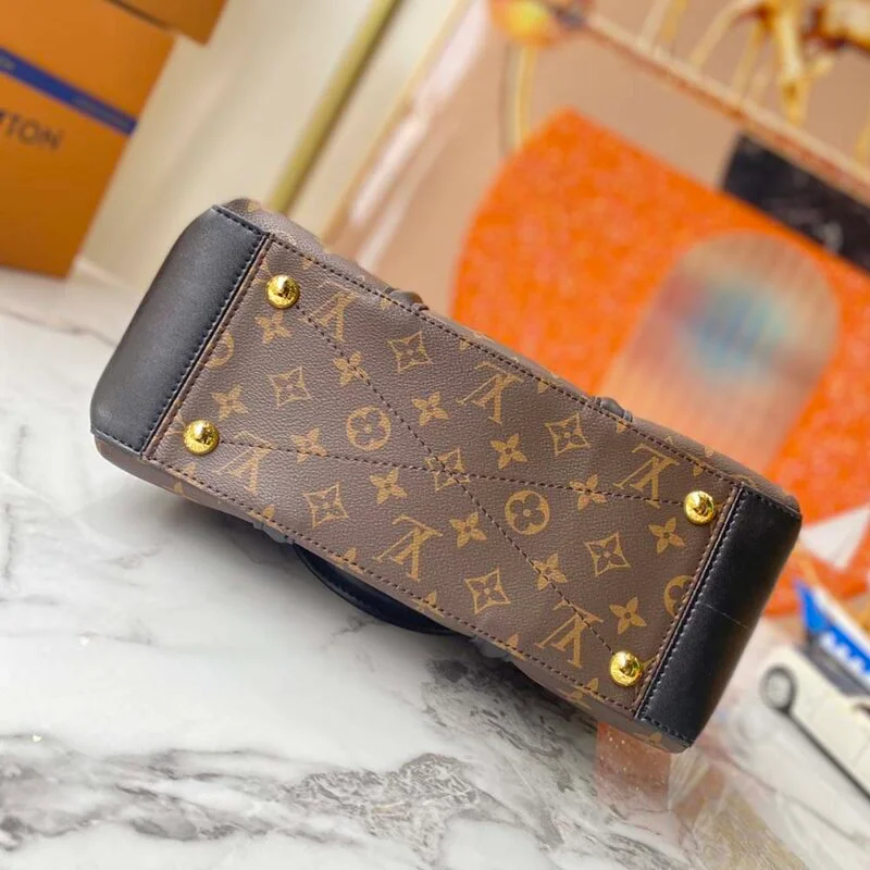 Louis Vuitton Monogram Canvas Soufflot Mm