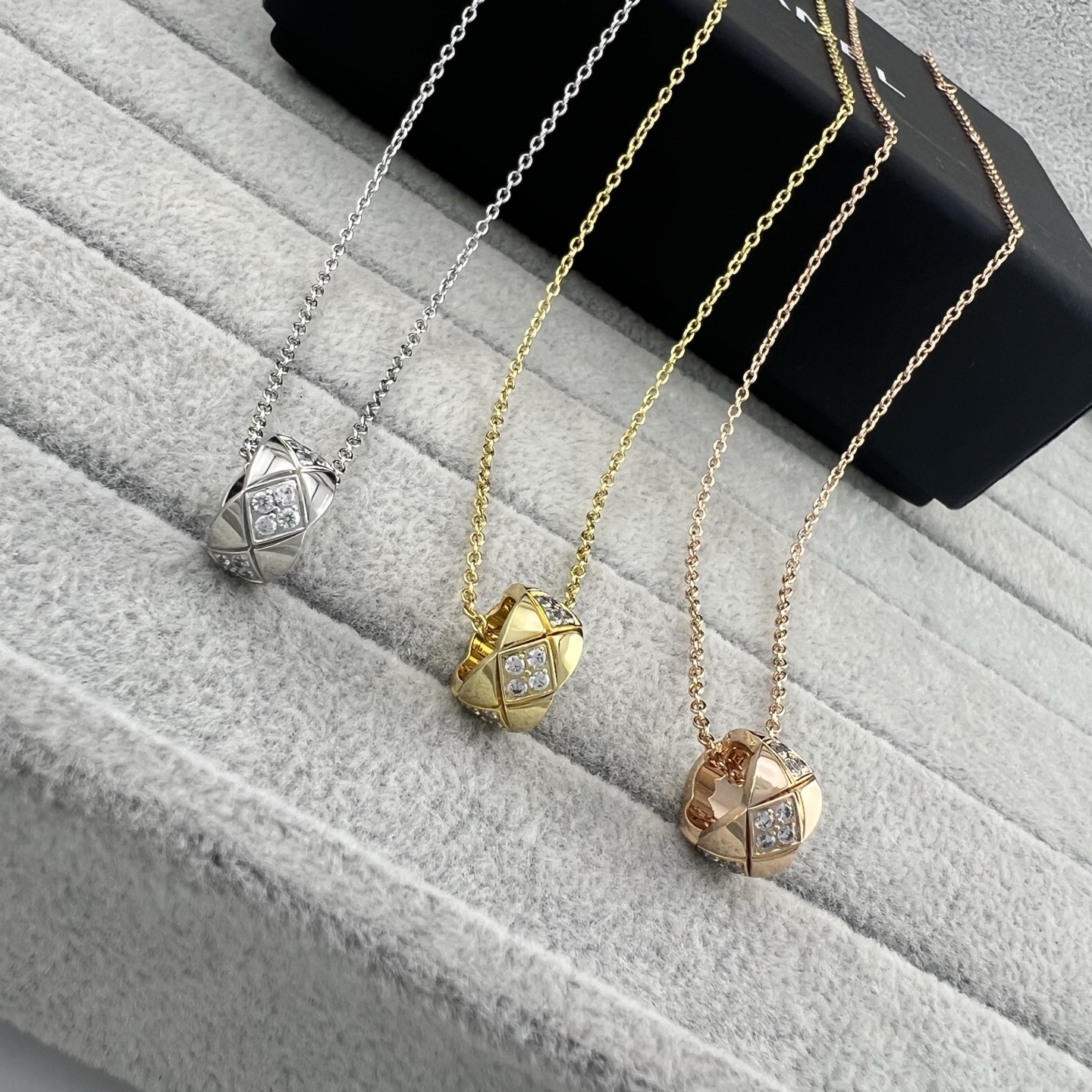 COCO Diamond-set Pendant Necklace - Artisantouchss