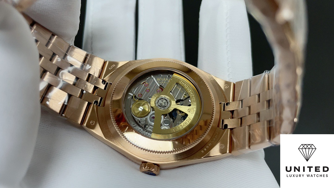 Rolex Land-Dweller 36 Oyster, 36 mm, Everose gold and diamonds M127285TBR-0002