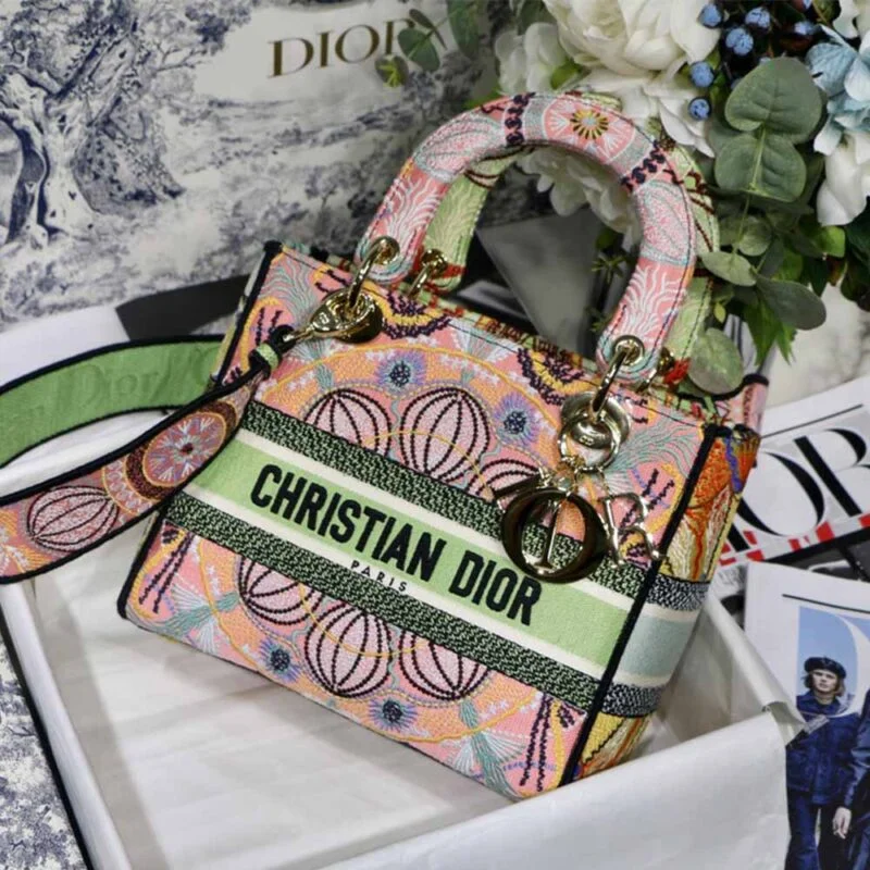 Dior In Light Medium Lady D-Lite Bag M8003/Embroidery