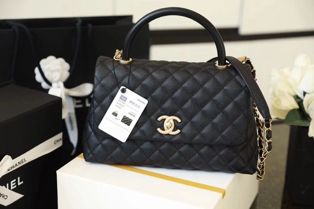 Chanel Large Flap Bag With Top Handle Black For Women, Womens Handbags, Shoulder And Crossbody Bags 11in/28cm A92991