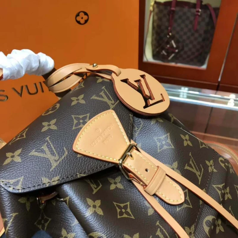 Louis Vuitton Monogram Canvas Sperone Bb M45638