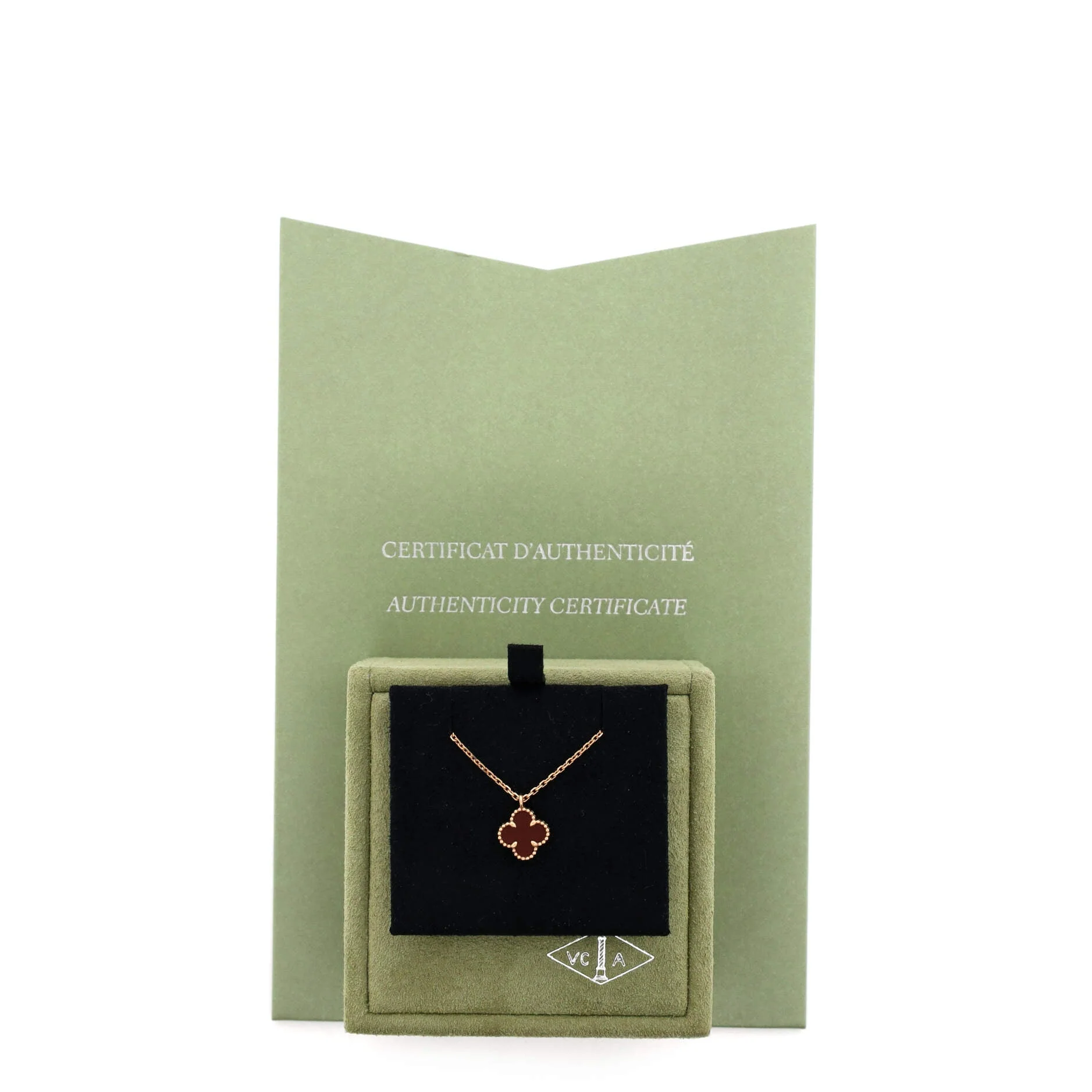 Sweet Alhambra Pendant Necklace 18K Rose Gold and Carnelian