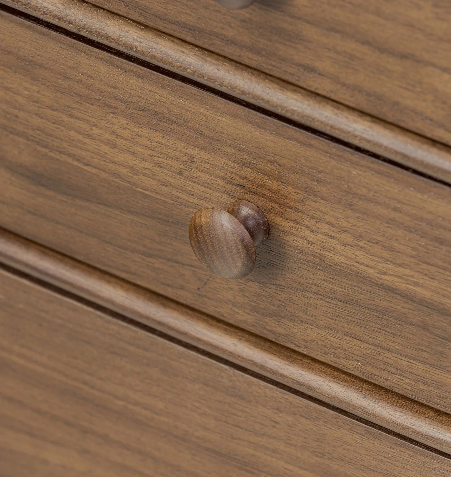 Agatha Nightstand