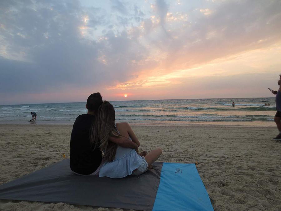 Sandproof Beach Blanket Lightweight