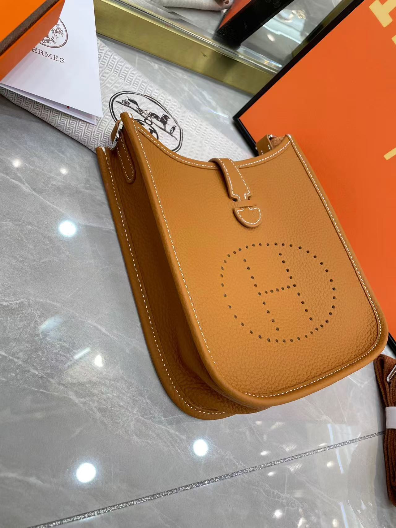 Hermes Evelyn 16-29