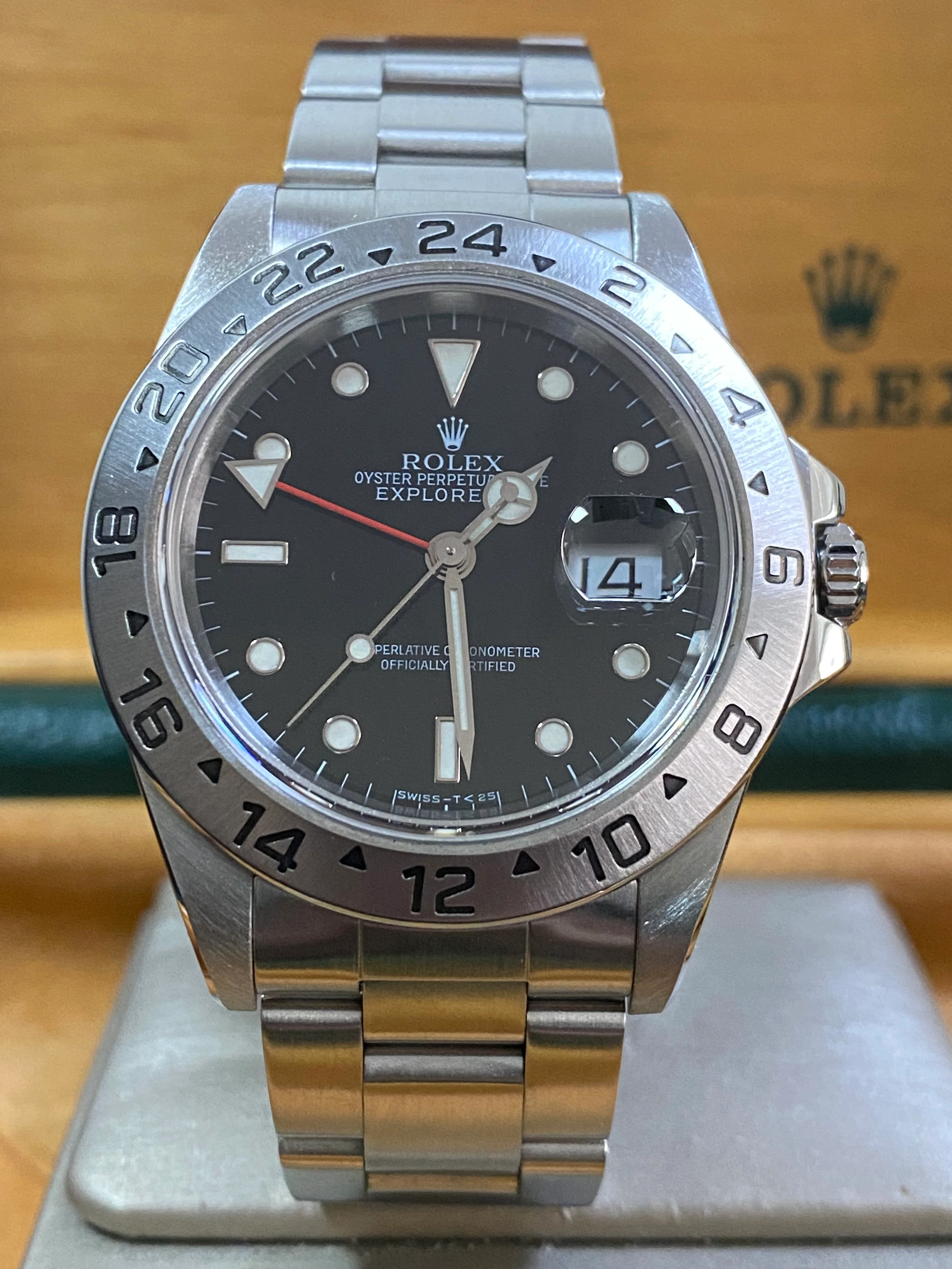 Rolex,Explorer Oyster Perpetual Explorer II - U Serial - Black Dial - 16570