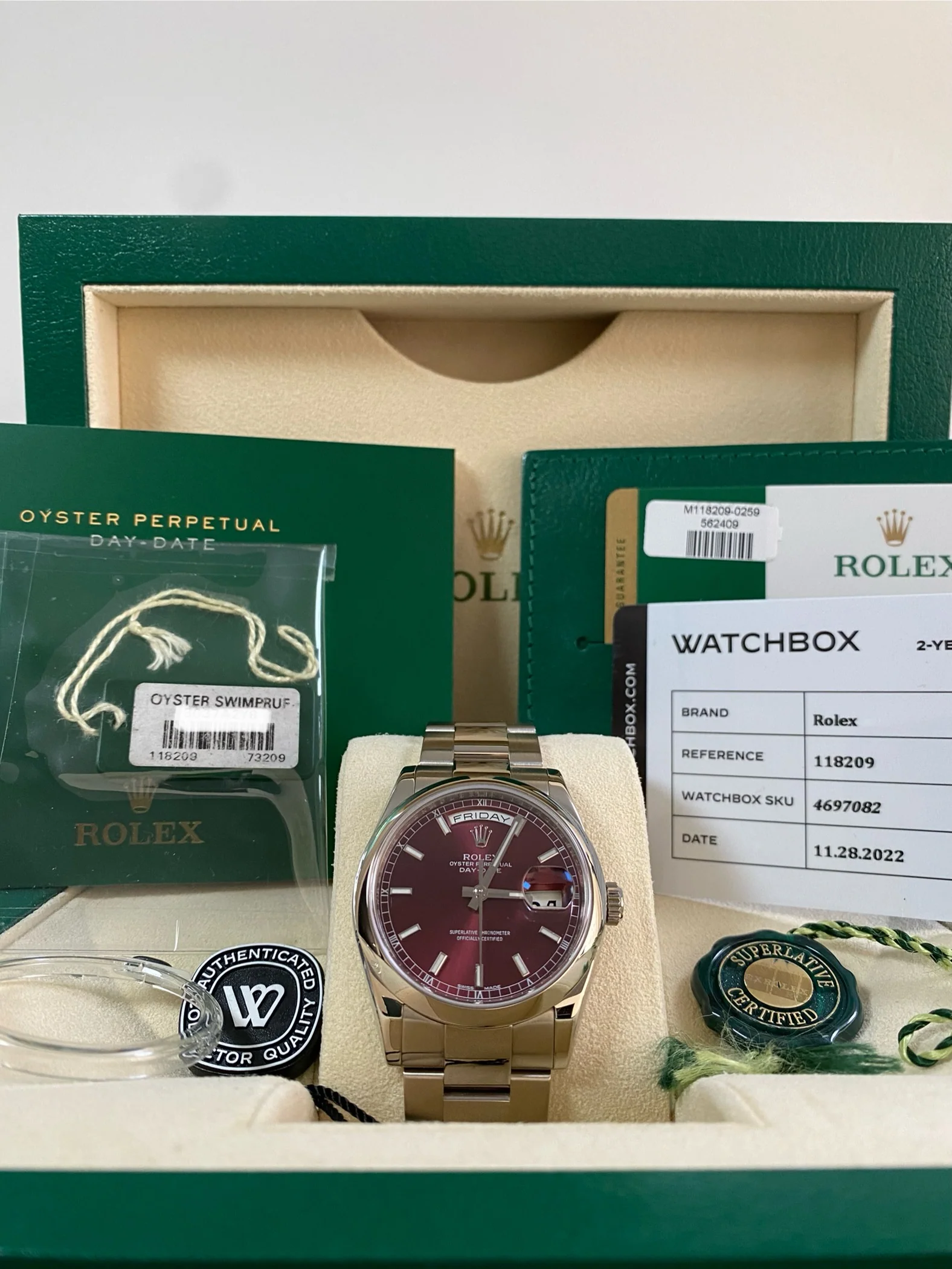 Rolex White Gold Day-Date 36 - 2016 - Domed Bezel - Rare Factory Cherry Dial - Oyster Bracelet - 118209 *COLLECTORS GRADE*