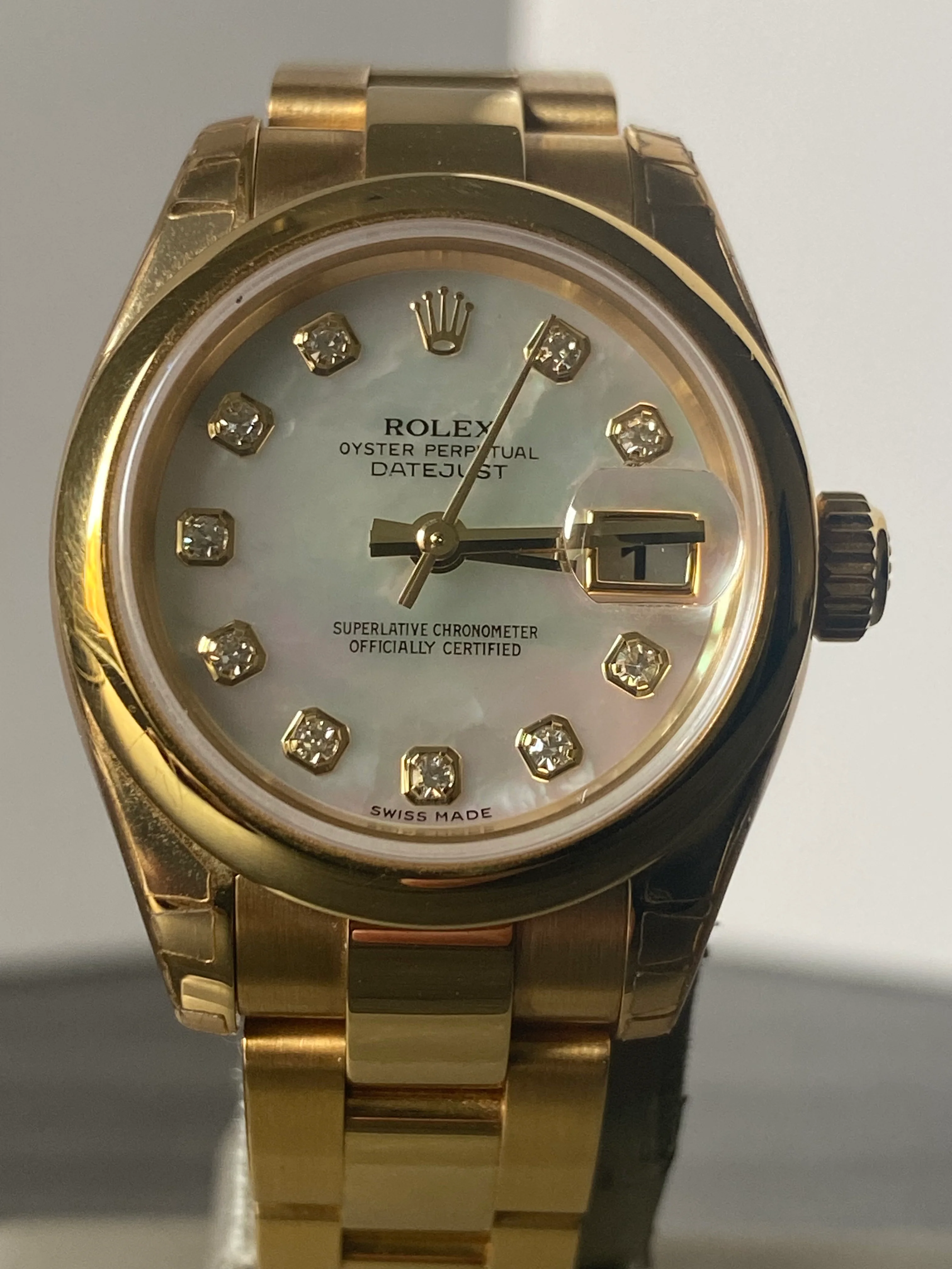 Rolex Yellow Gold Lady-Datejust - Y Serial - Smooth Bezel - Mother of Pearl Diamond Dial - Oyster Bracelet - 179168