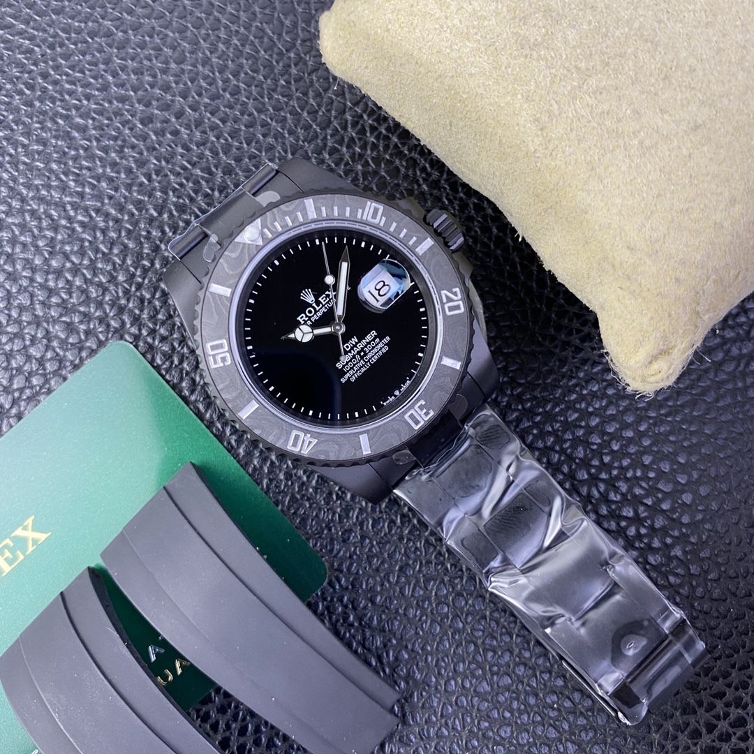 Rolex Submariner DIW Edition Parakeet Carbon Fiber Bezel 116610LB Black Dial