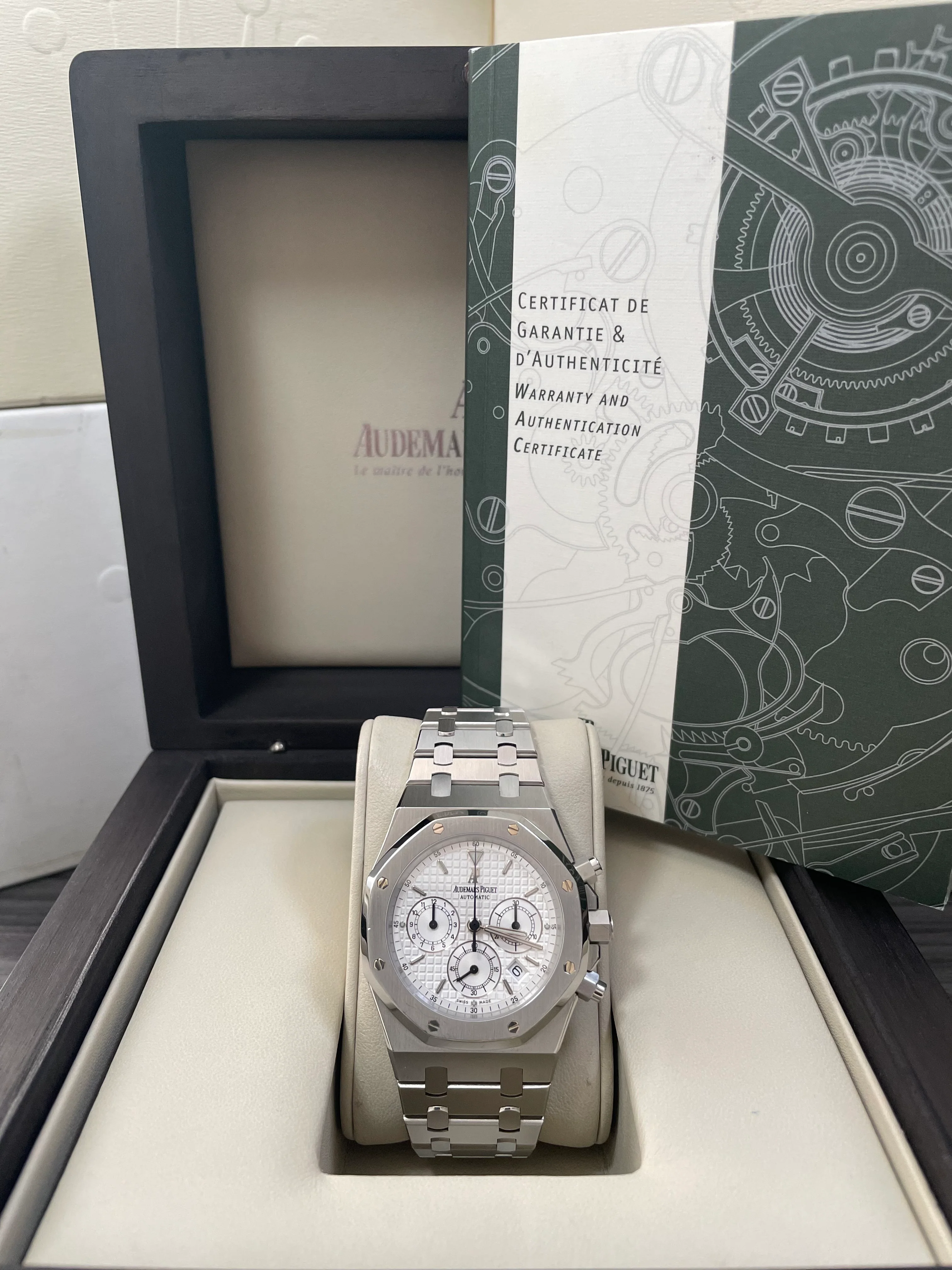 Audemars Piguet,Royal Oak Chronograph Royal Oak Chronograph - Stainless Steel - White Dial - 25860ST.00.1110ST.05