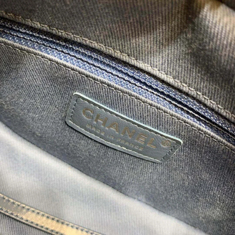 Chanel Gabrielle Small Hobo Bag Denim Calfskin A91810