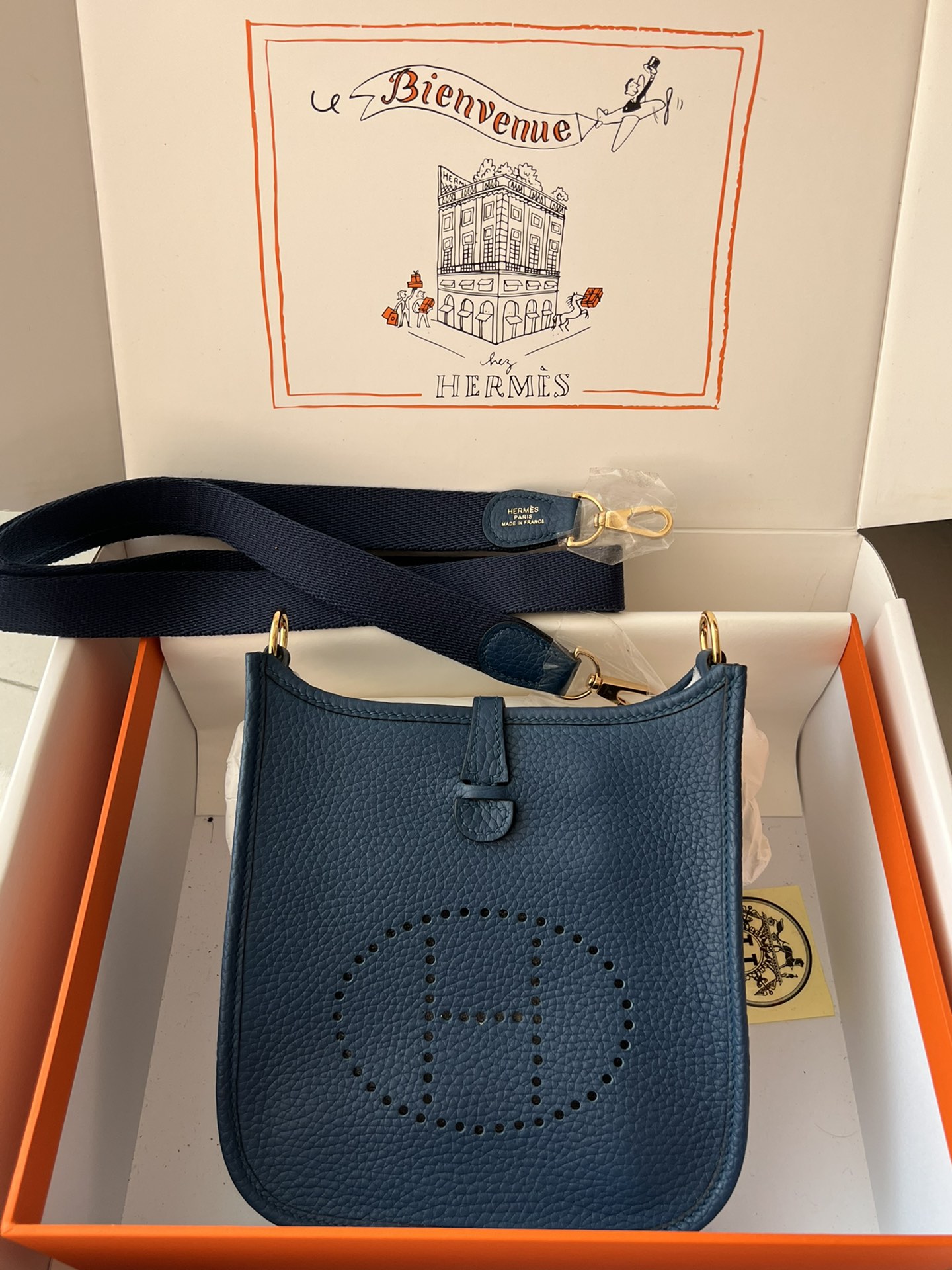 Hermes Evelyn 𝖬𝗂𝗇𝗂 17 Gold Hardware-Top master