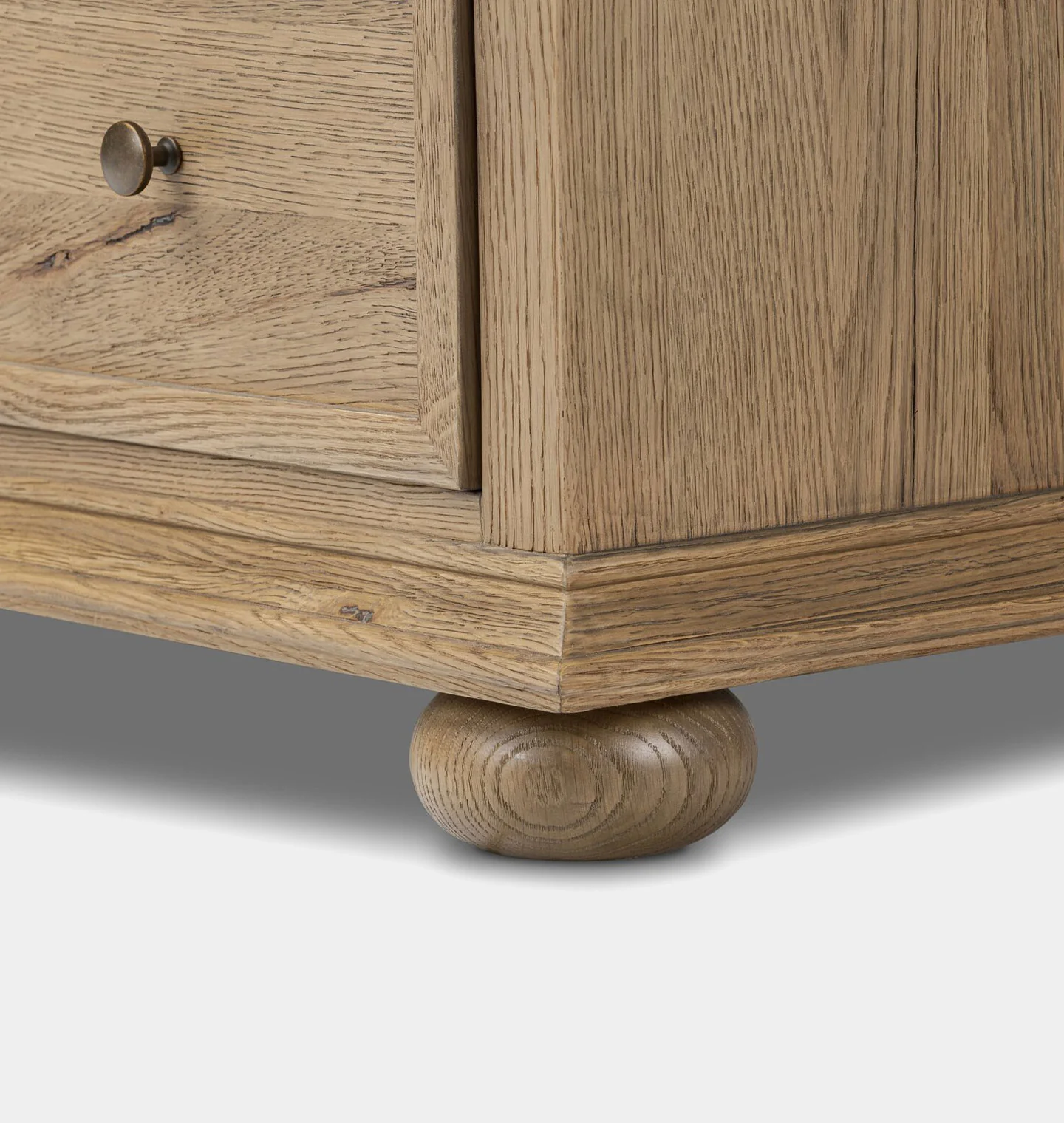 Geoffrey 4 Drawer Dresser