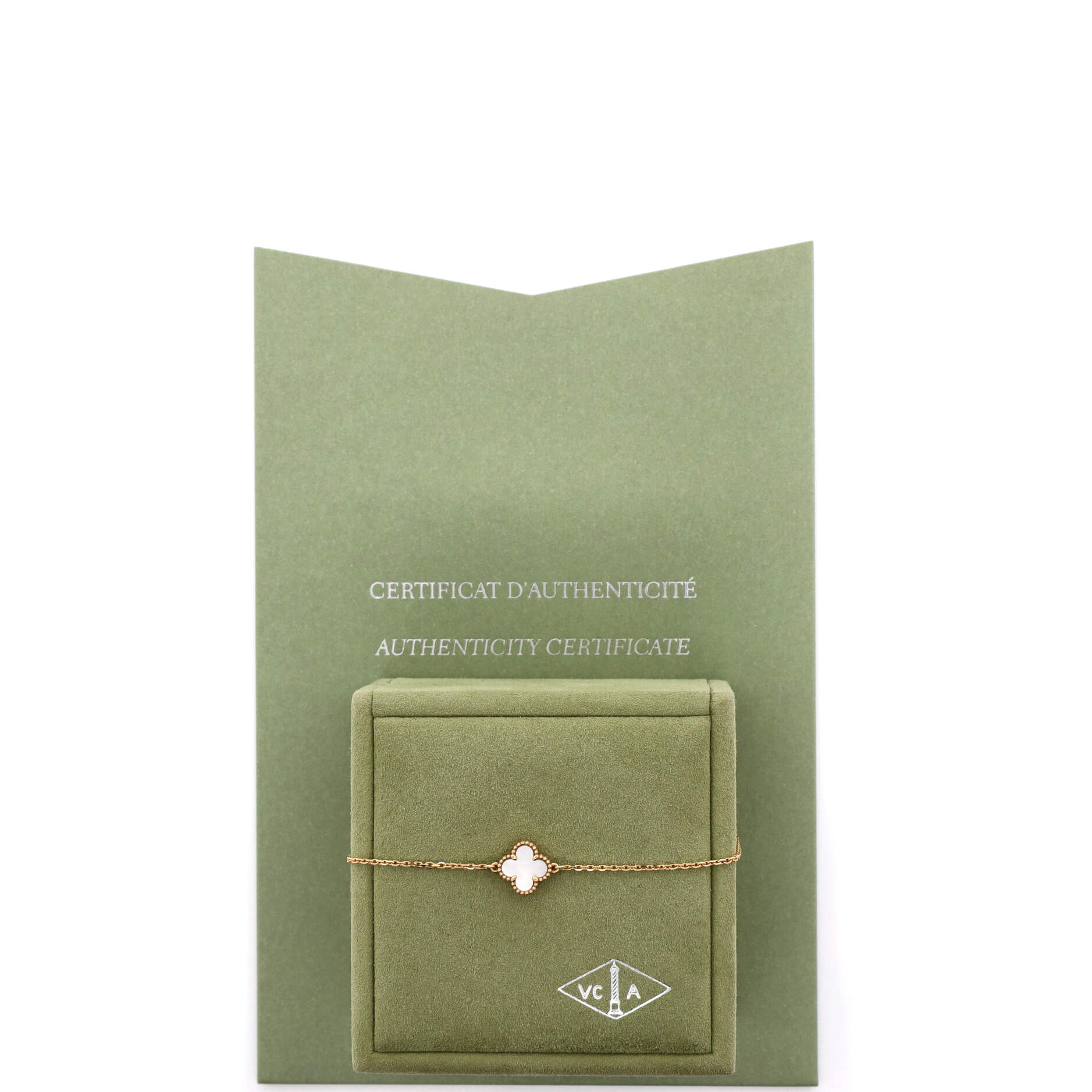 Sweet Alhambra Bracelet 18K Yellow Gold and Mother of Pearl