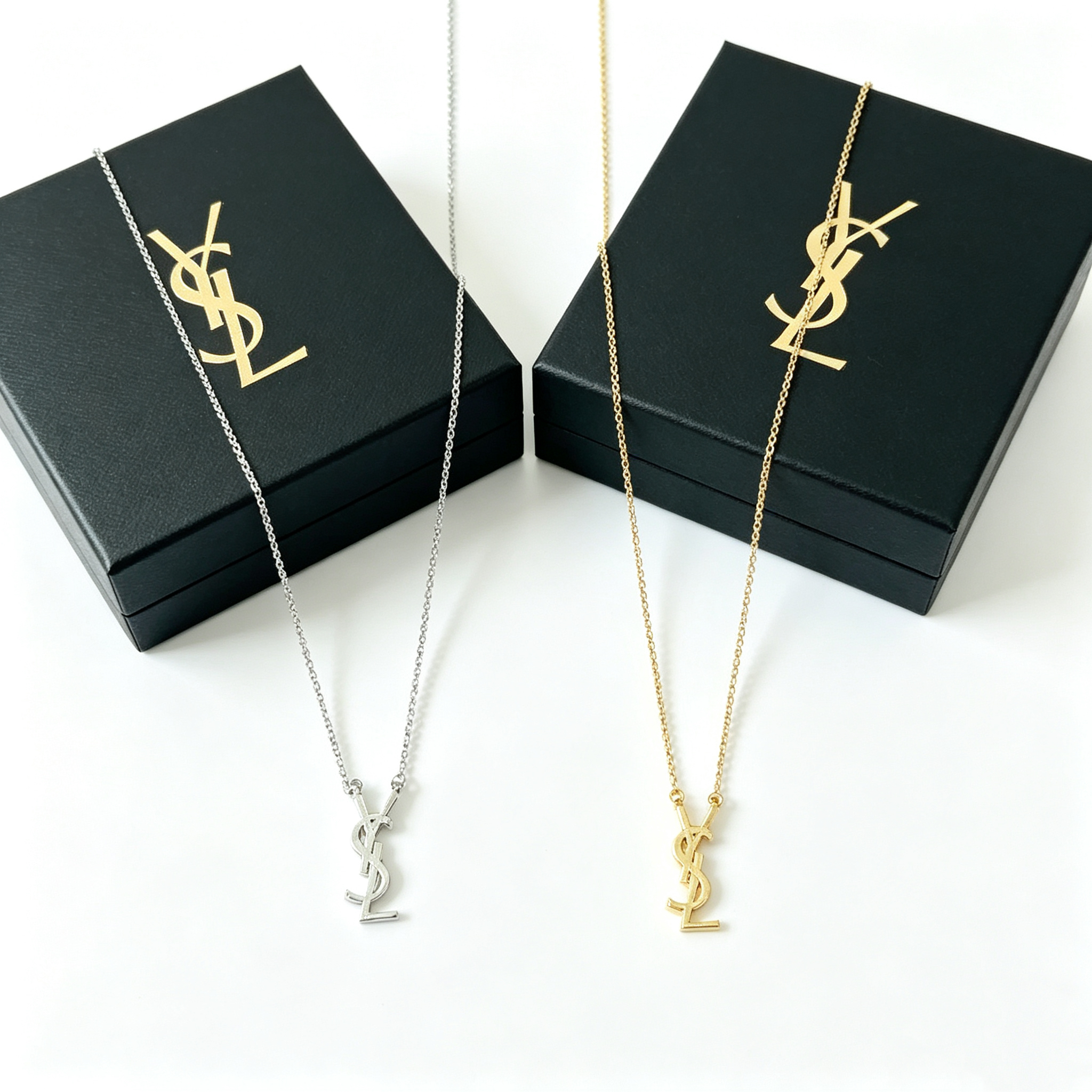 Y—shaped metal necklace pendant style