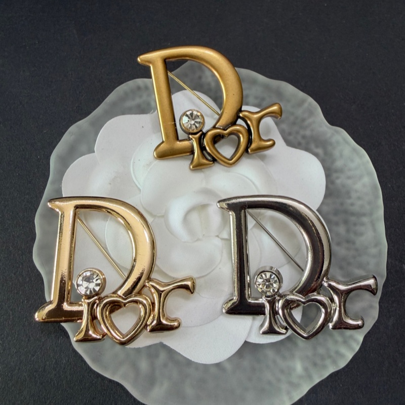 DR-Love letters with diamonds 37MM*35MM