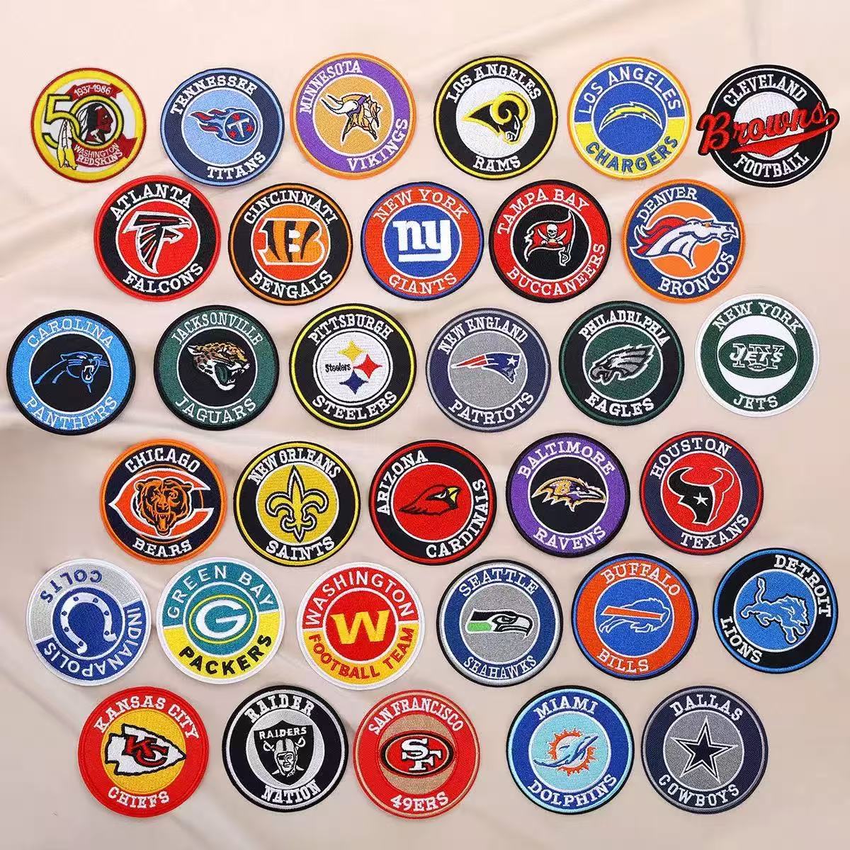 NFL A Set of 33 PCS Mid(Iron-on) Patches