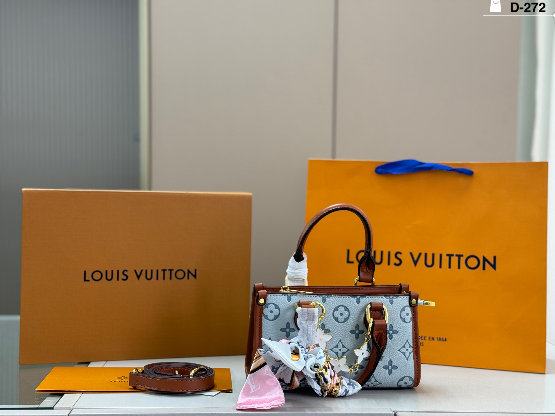 LV Petite Malle handbag