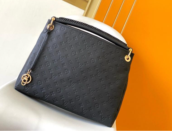 LV Black hand-held shopping bag