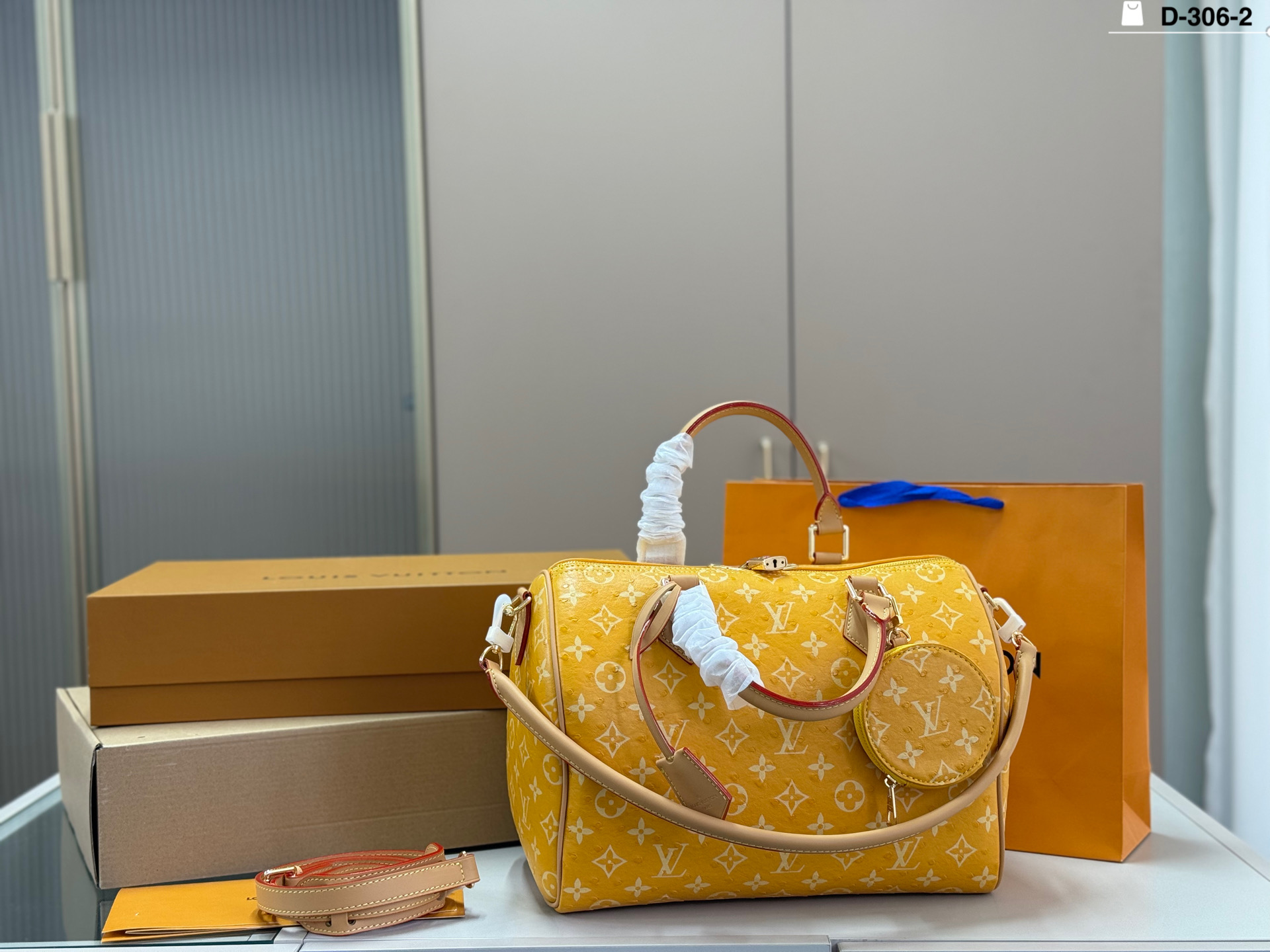 LV Speedy Soft 30 handbag