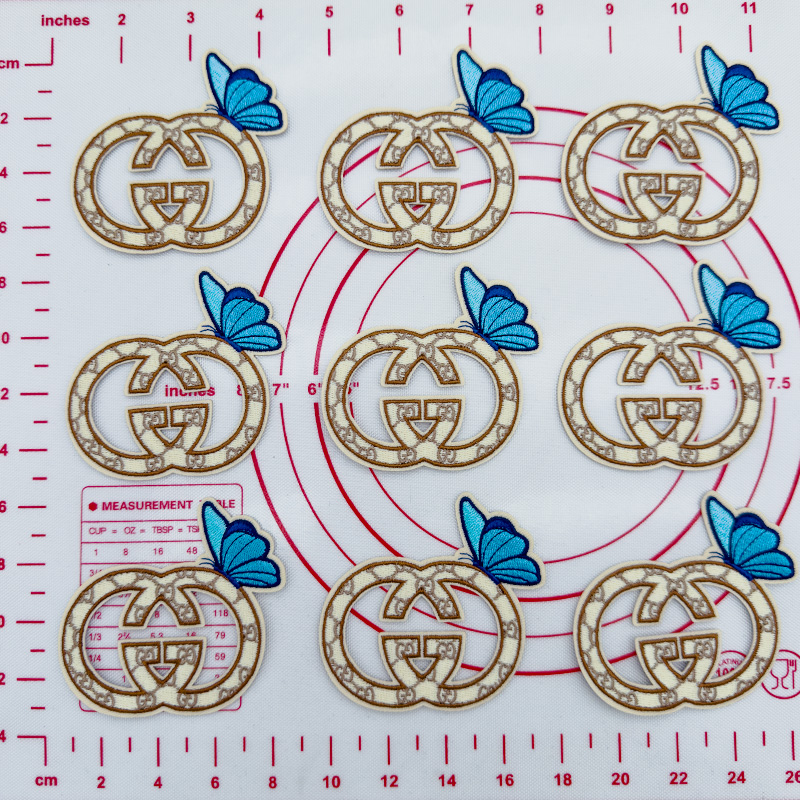 Mid(Iron-on)GG -With Blue Flower Patches