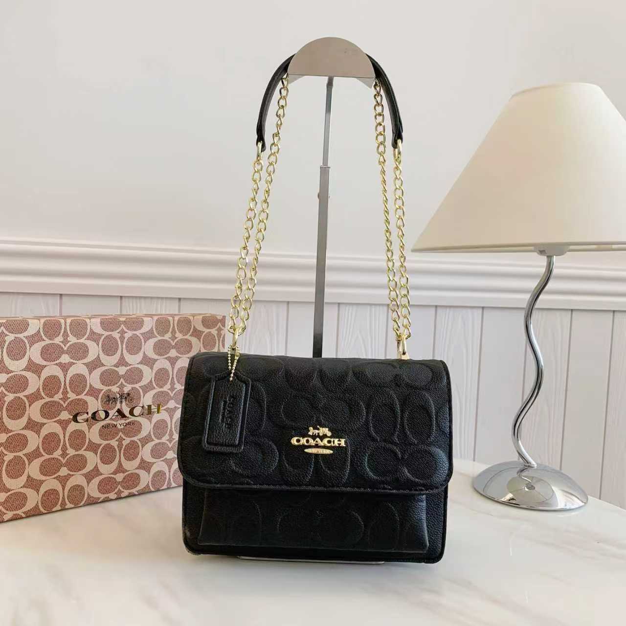 【$100 for any 3 items】Coach shoulder chain bag