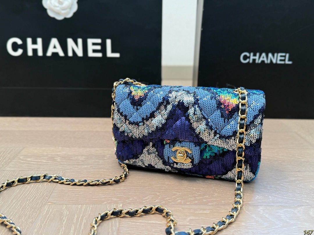 Chanel sequined chain bag