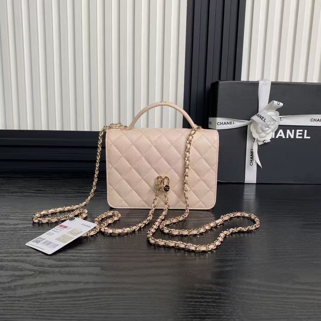 Chanel 2025 new shoulder bag