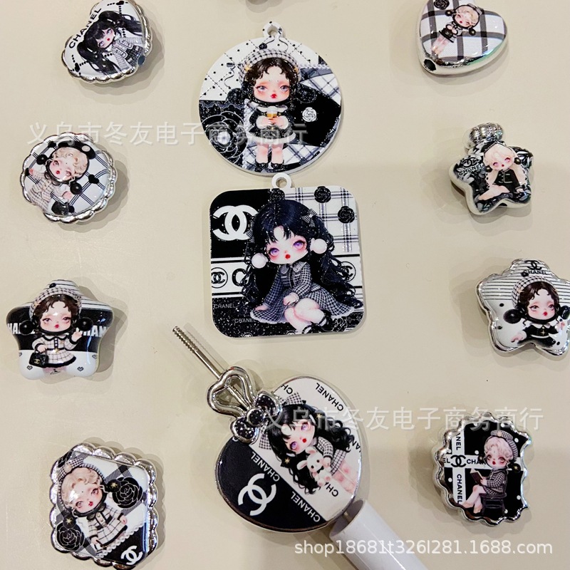 A set of 5-piece sp girl acrylic signs