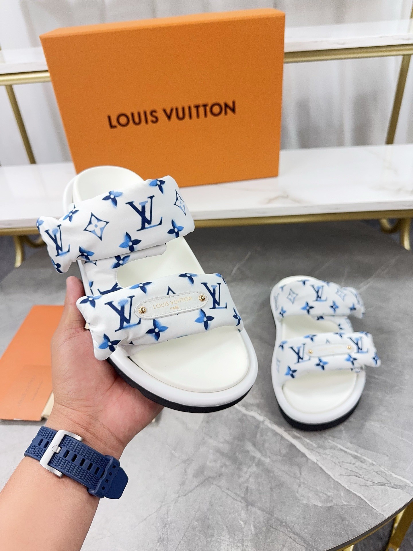 L X V SLIPPERS(Multiple colors) detail 6