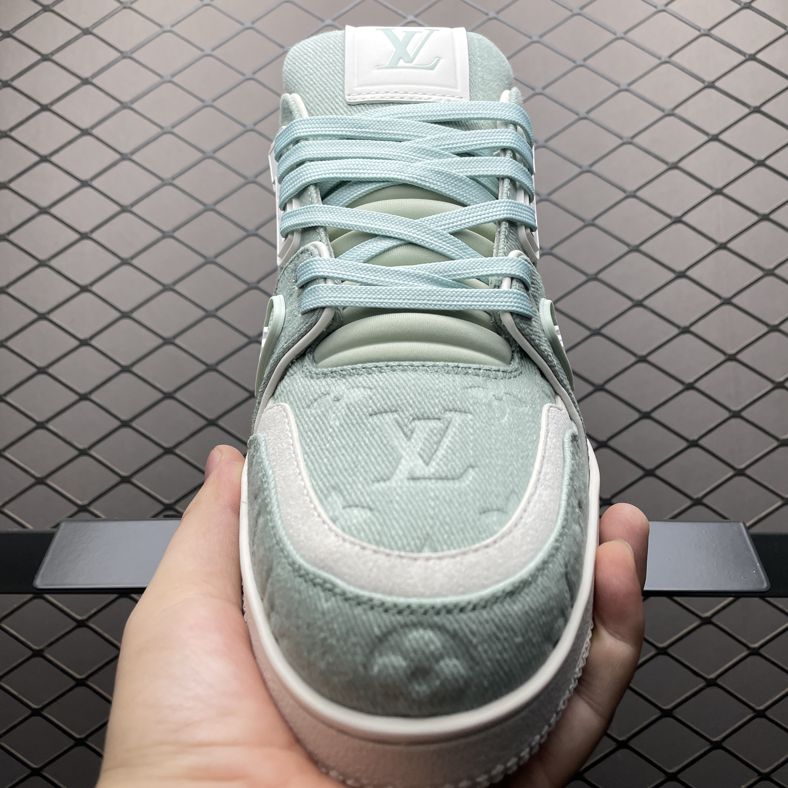 L X V TRAINER SNEAKERS detail 9