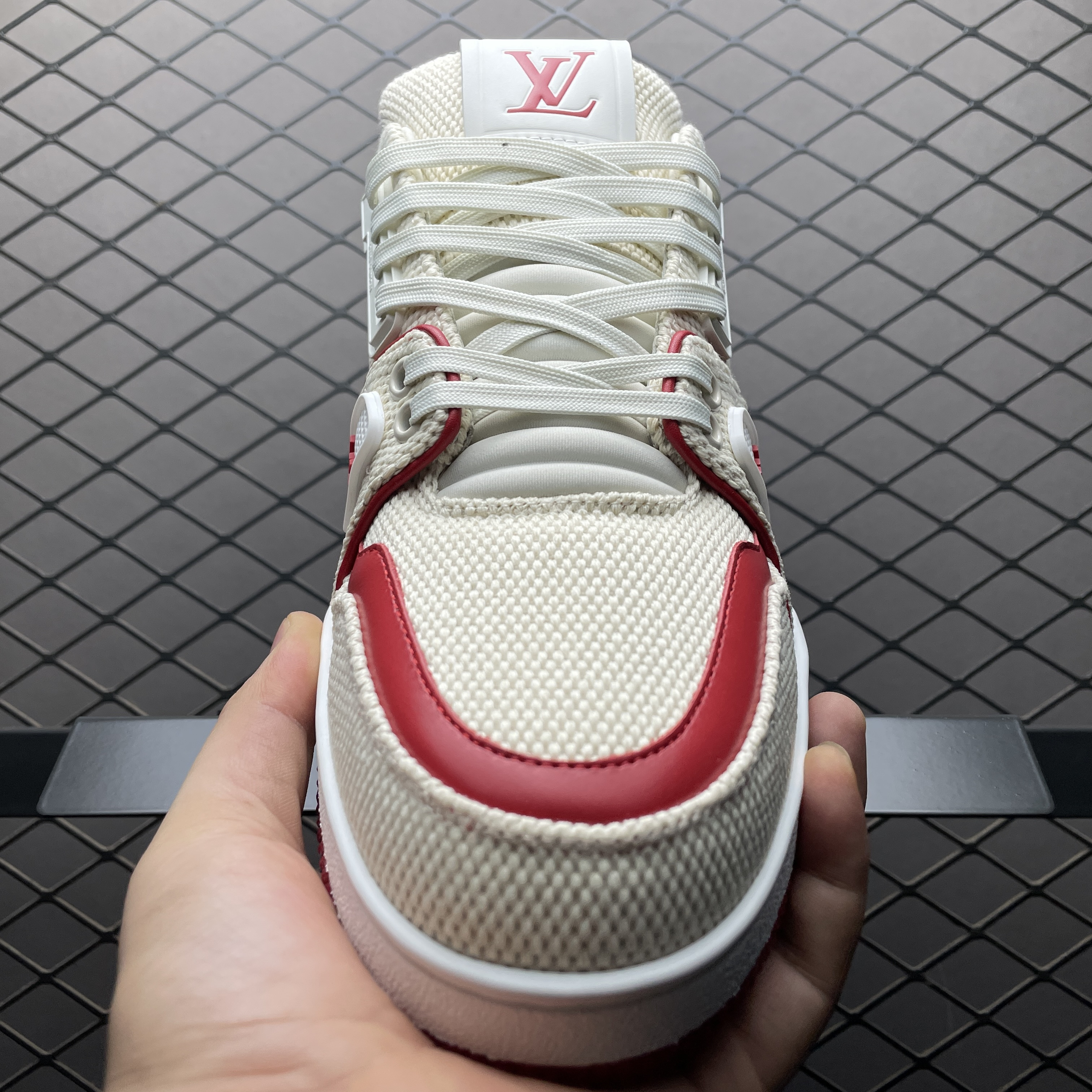 L X V TRAINER Sneakers detail 9