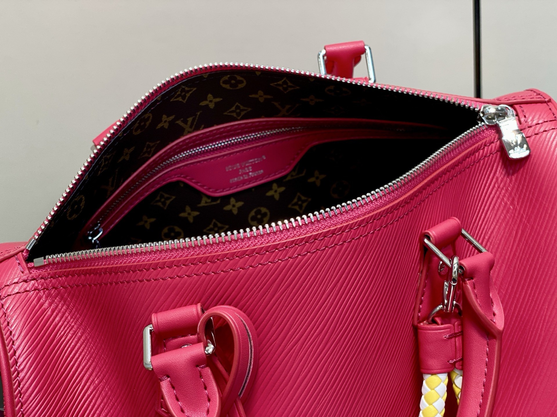 L X V Speedy soft 30 M29096 21x17x30cm detail 7