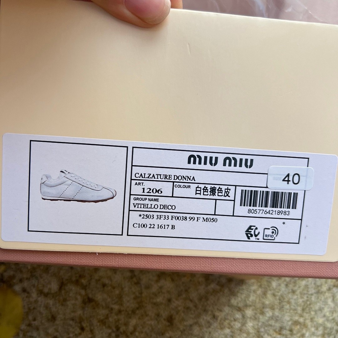MIU MIU缪缪 Plume 皮革米白 运动鞋 尺码：35-40   38