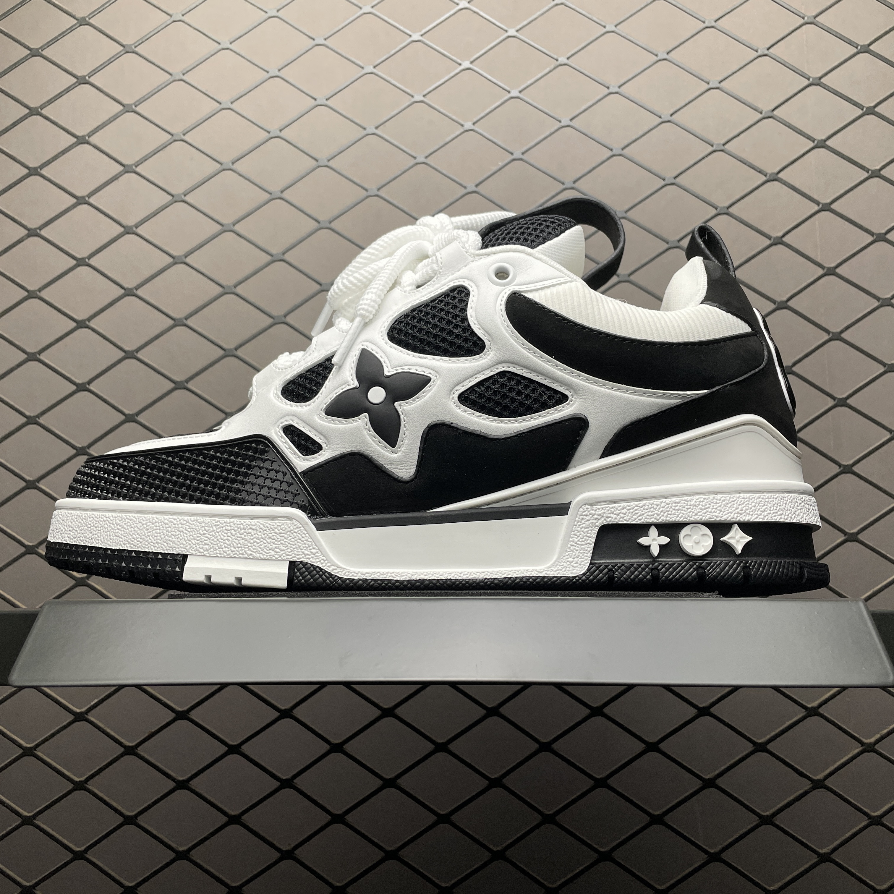 L X V Skate Sneaker