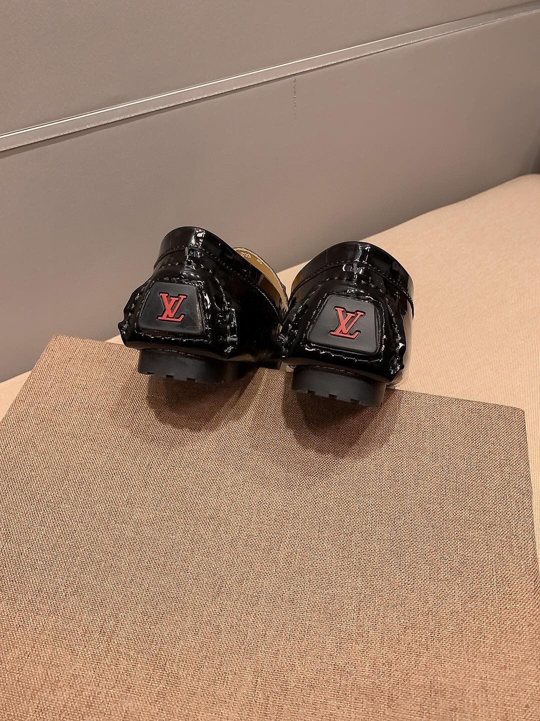 L X V Men's new high qualityLoafers detail 9