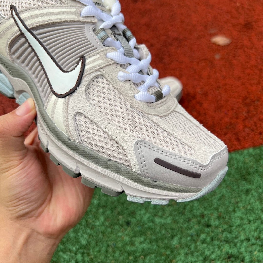 Nike Vomero 5 米灰蓝 Nike Zoom Vomero 5 米灰 低帮运动休闲跑步鞋 FZ3653-104