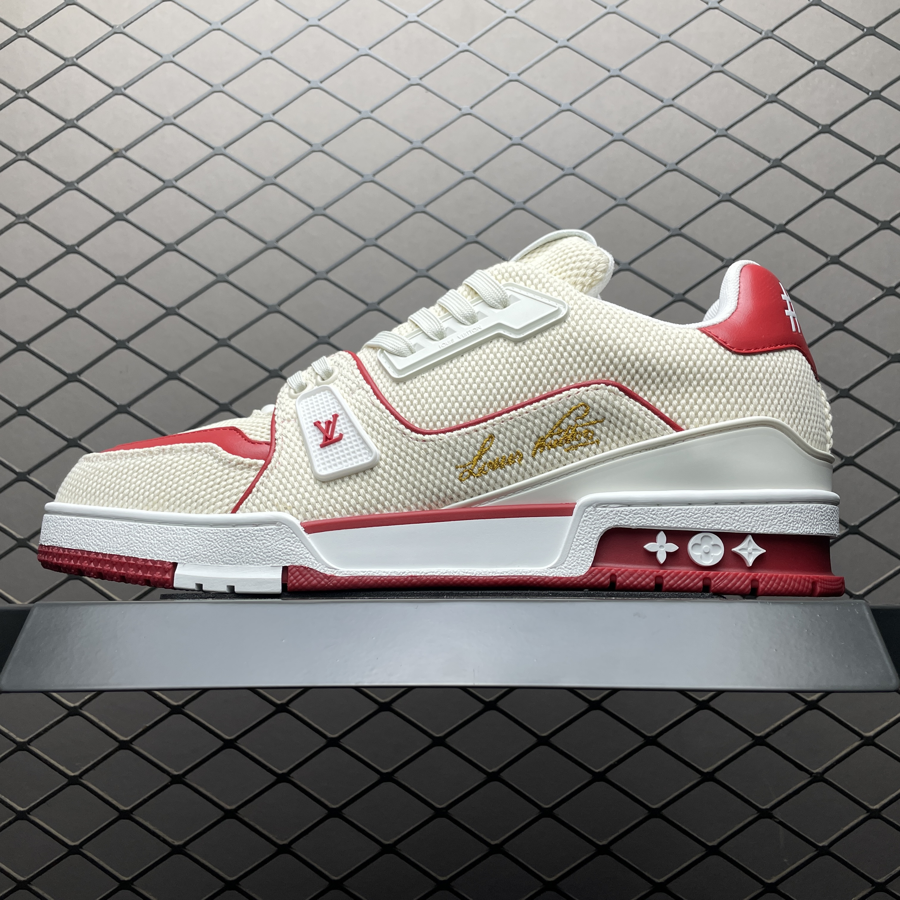 L X V TRAINER Sneakers