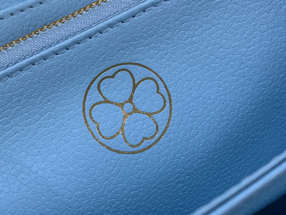 L X V Wallets(Multiple sizes) detail 17