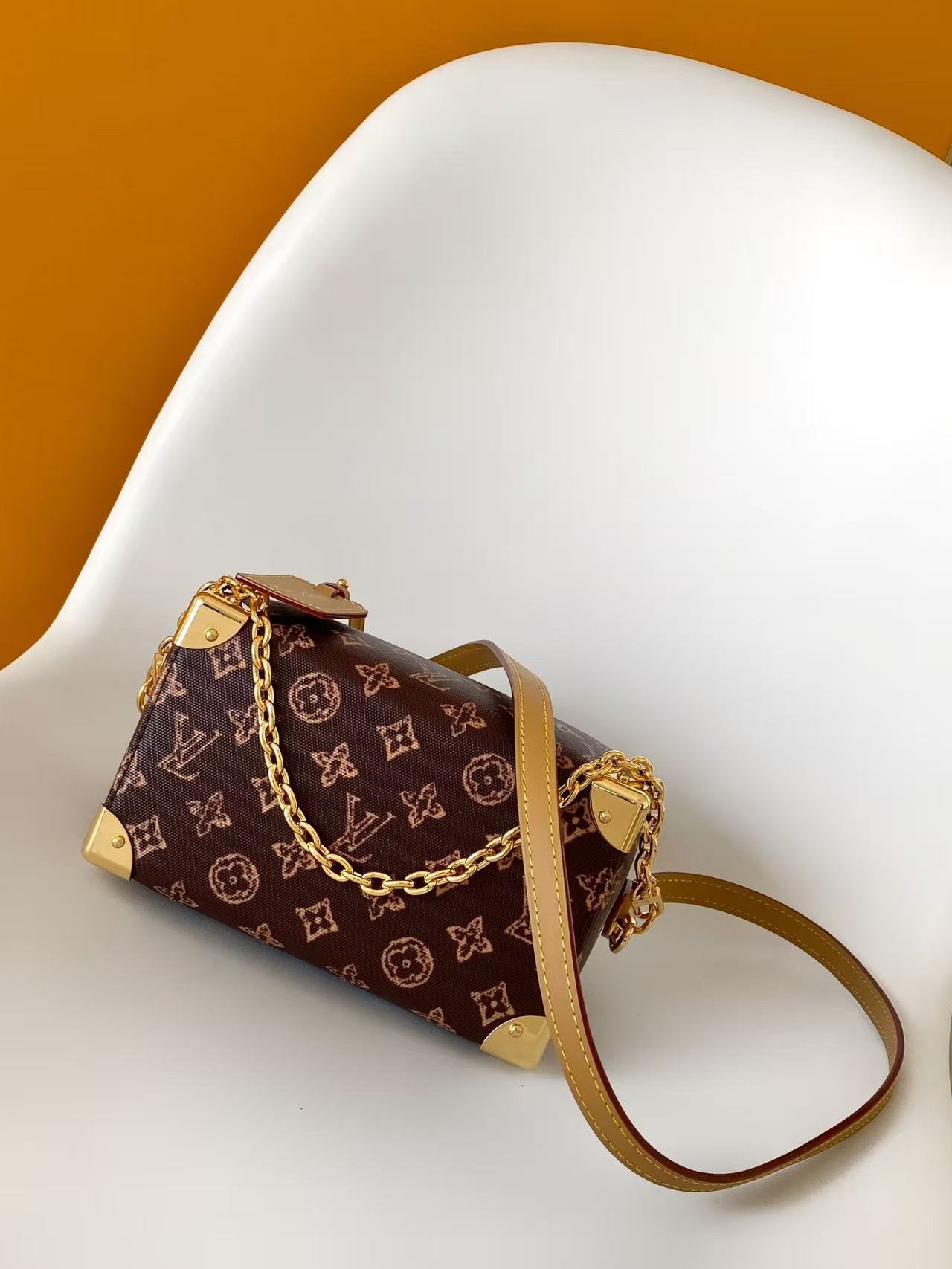 L X V Speedy Trunk 20 M28102 Size:20.5x13.5x11cm detail 4
