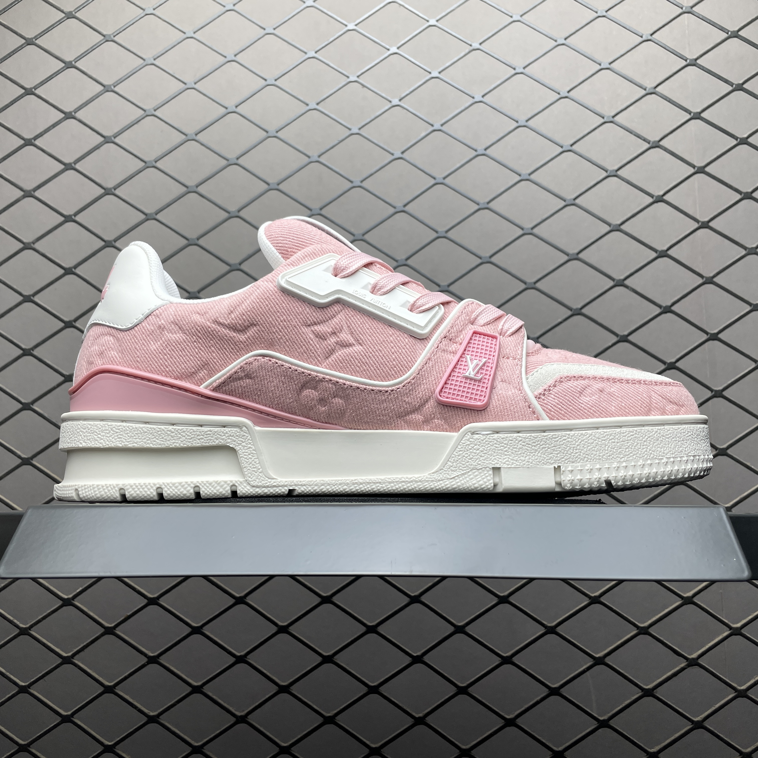 L X V TRAINER SNEAKERS detail 3