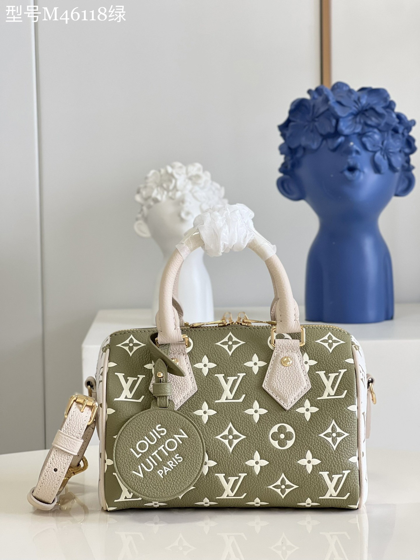 L X V Speedy Bandouli&egrave;re 20 M46118 Size：20.5x13.5x12cm