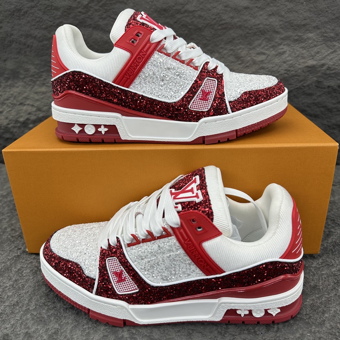 L X V TRAINER Sneakers