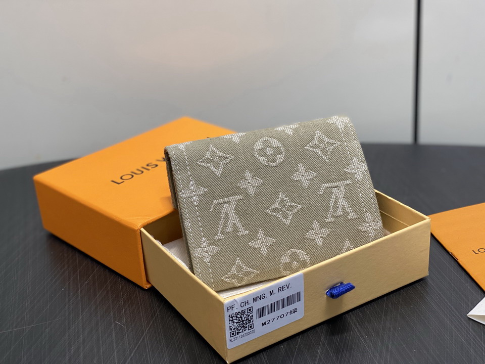 L X V Wallets(Multiple sizes) detail 11