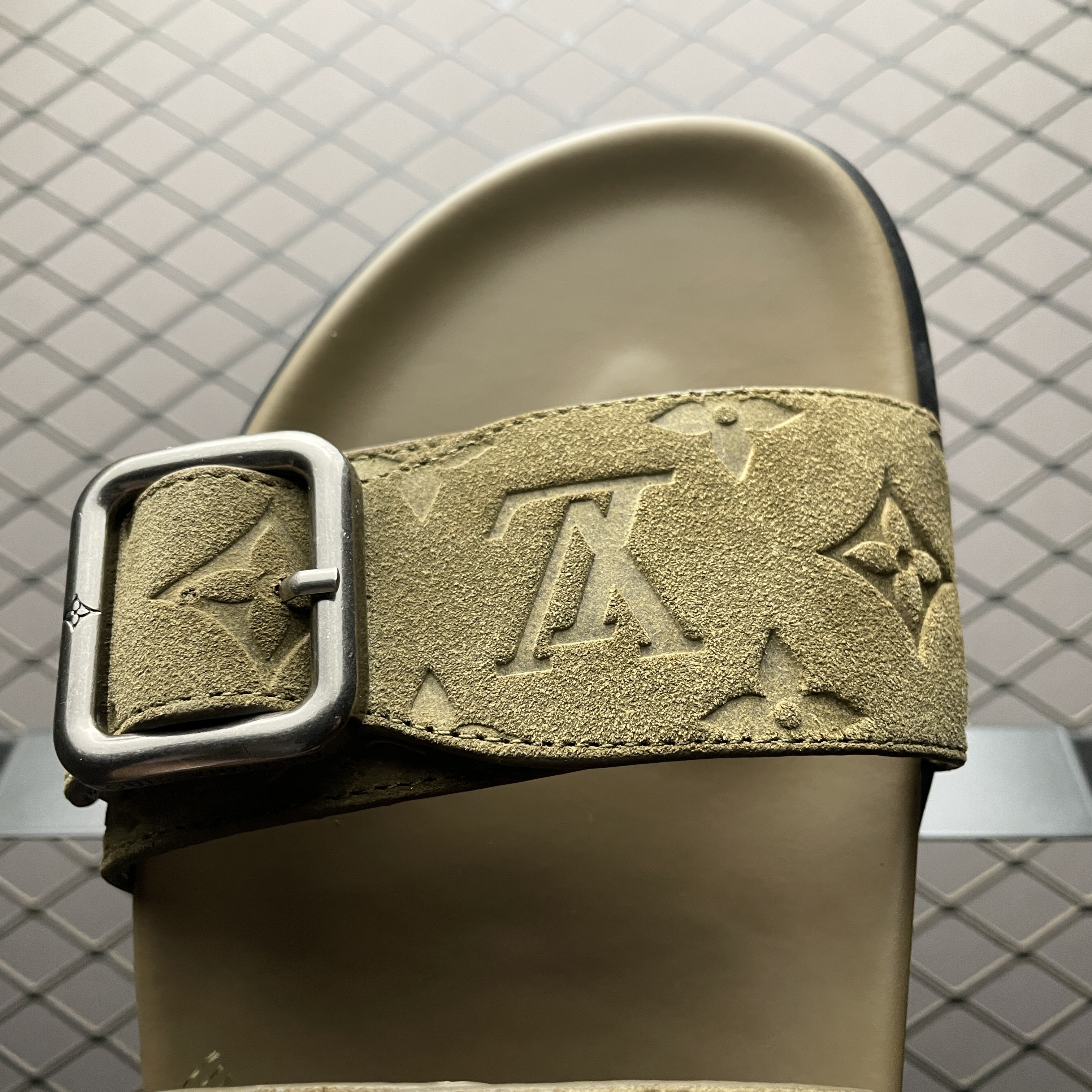 L X V Venice slippers(Multiple colors) detail 26